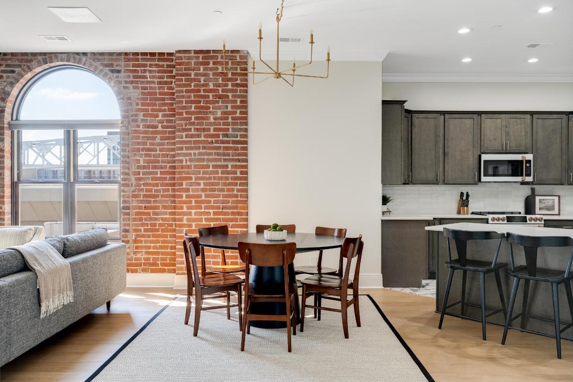 Top Floor Penthouse At The Historic Levy Building Louisville Buitenkant foto